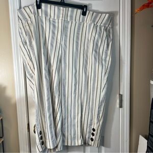 Striped Wide-Leg Pants with Button Detail Lane Bryant  Sz 24
